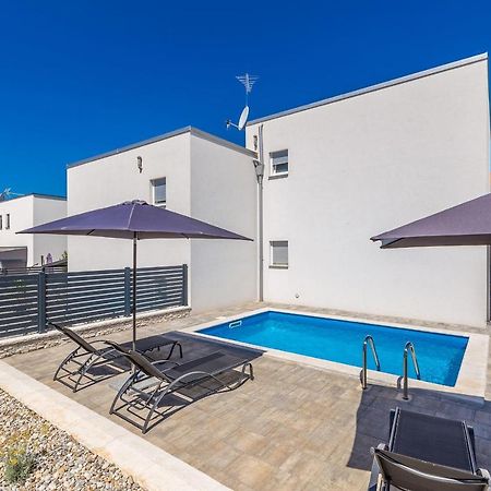 Holiday House Sunlight With Heated Pool Malinska Buitenkant foto